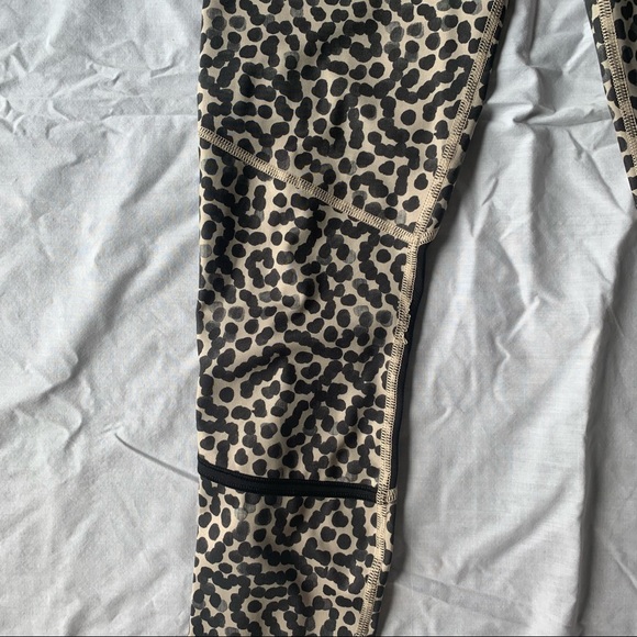 LuluLemon High Impact Leggings with Mesh Panels - Picture 10 of 14